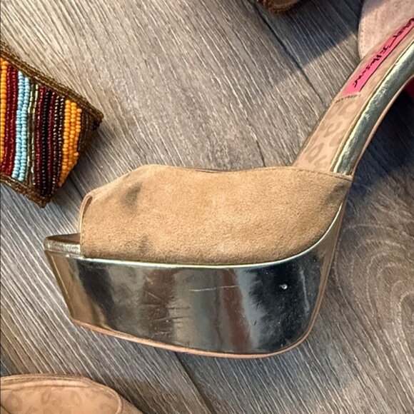 Betsey Johnson Ireen Nude Multi Beaded Ankle Cuff Platform Heels - Picture 4 of 10